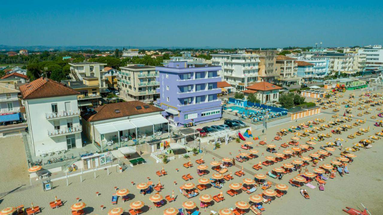 Beach Suite Hotel Bellaria-Igea Marina Exteriör bild