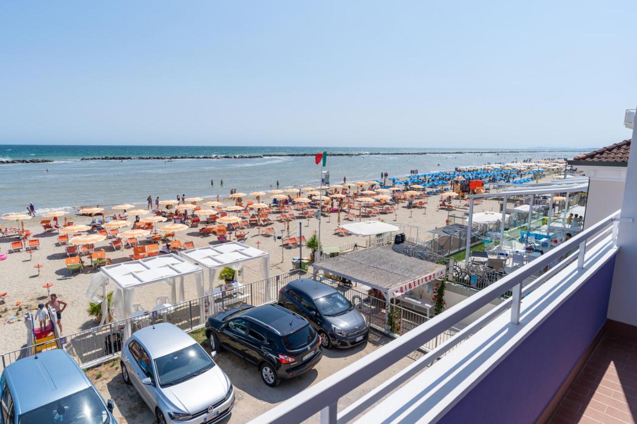 Beach Suite Hotel Bellaria-Igea Marina Exteriör bild